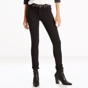 Like New! Levi’s 721 Black Skinny Jeans